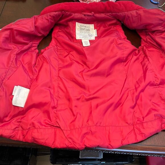 Eddie Bauer 700 Fill Power Goose Down Red Quilted Vest Small - Picture 11 of 14
